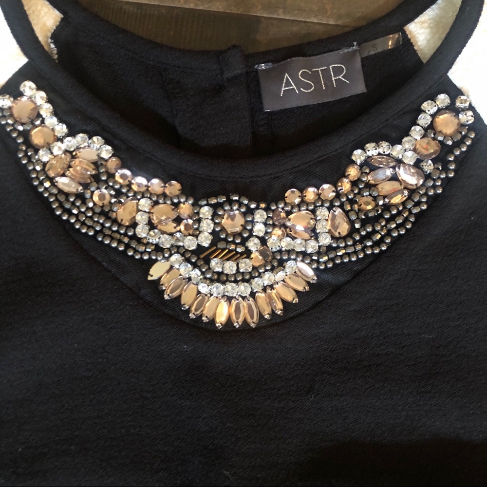 ASTR Blouse! - Picture 3 of 4